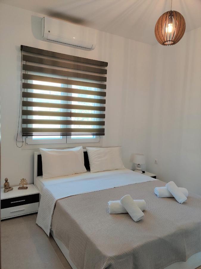 Mare Monte Luxury Apartments 3 Неа Скиони Екстериор снимка