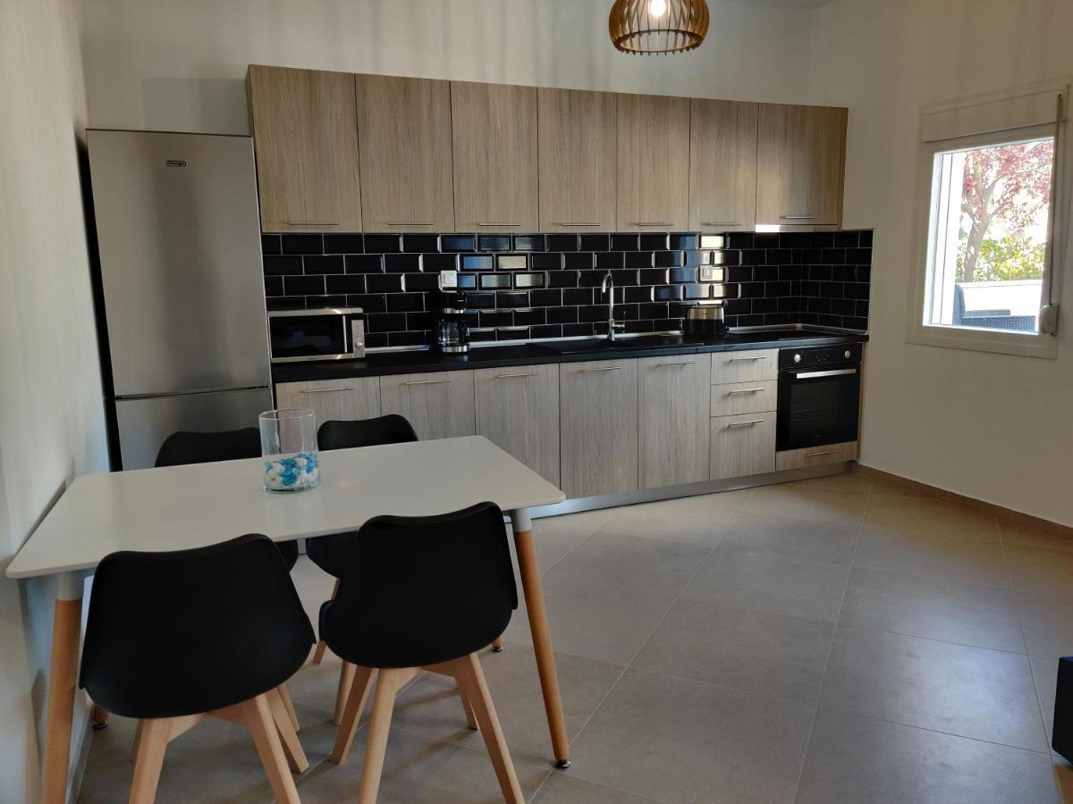 Mare Monte Luxury Apartments 3 Неа Скиони Екстериор снимка