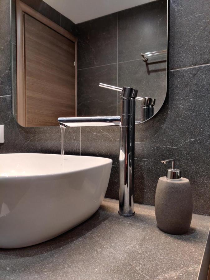 Mare Monte Luxury Apartments 3 Неа Скиони Екстериор снимка