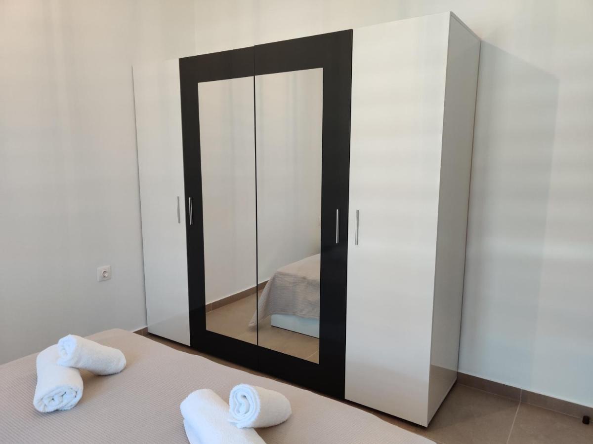 Mare Monte Luxury Apartments 3 Неа Скиони Екстериор снимка