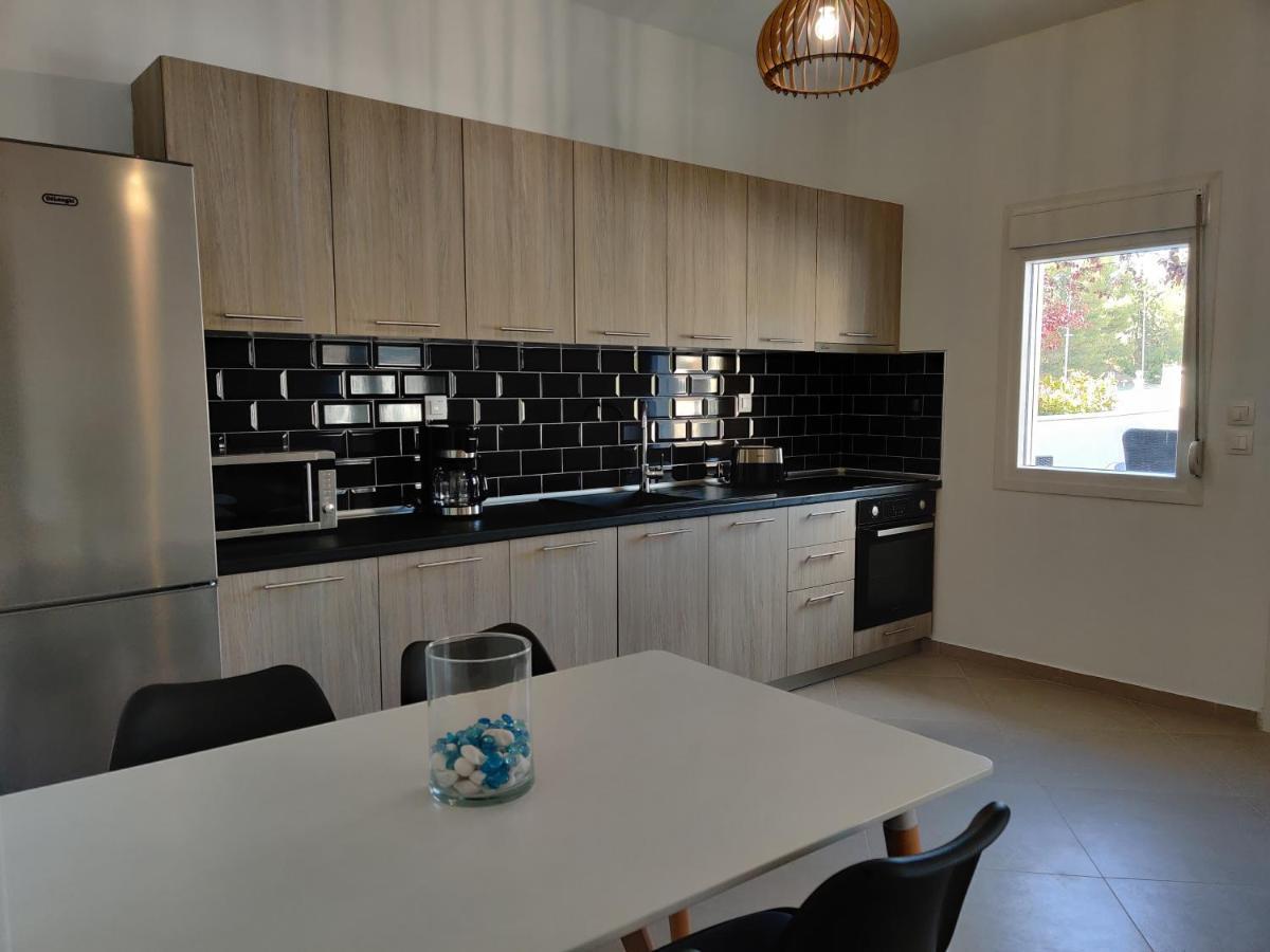 Mare Monte Luxury Apartments 3 Неа Скиони Екстериор снимка