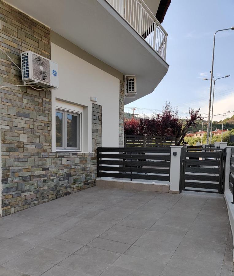 Mare Monte Luxury Apartments 3 Неа Скиони Екстериор снимка