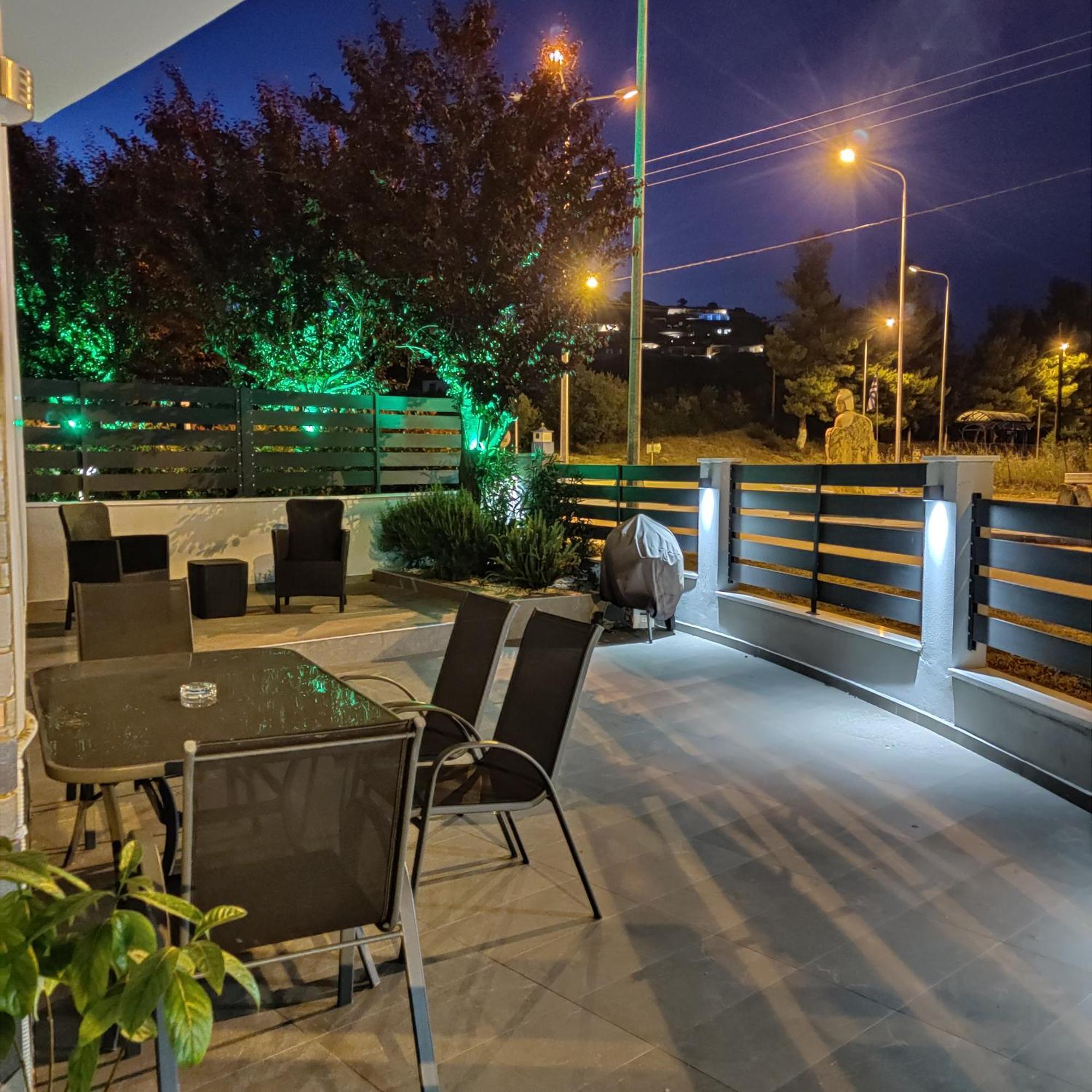 Mare Monte Luxury Apartments 3 Неа Скиони Екстериор снимка